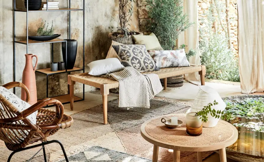 Canapé moche - 5 astuces pour le sublimer sans tout changer