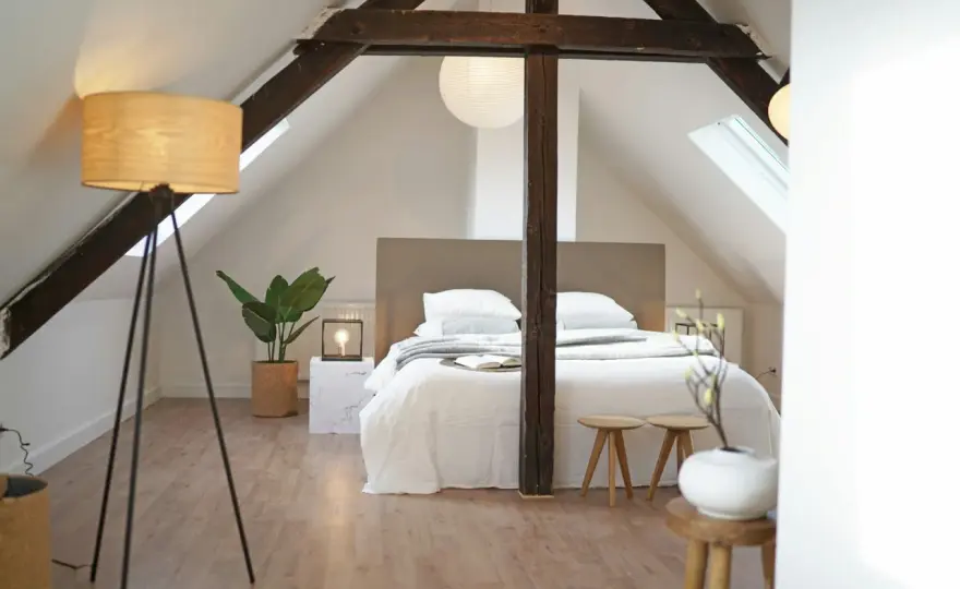 Chambre minimaliste - Créez un cocon apaisant et fonctionnel