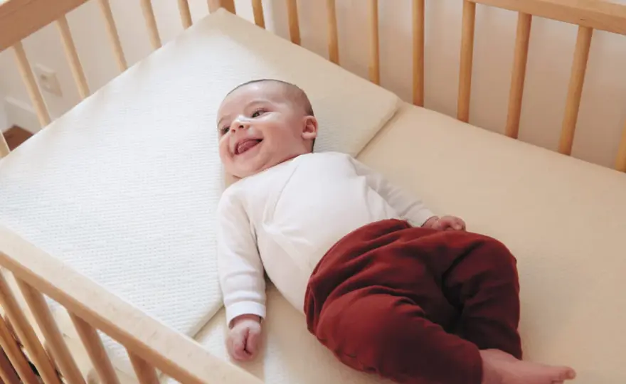 Lit bébé - Quel choix pour des nuits sûres et sereines?